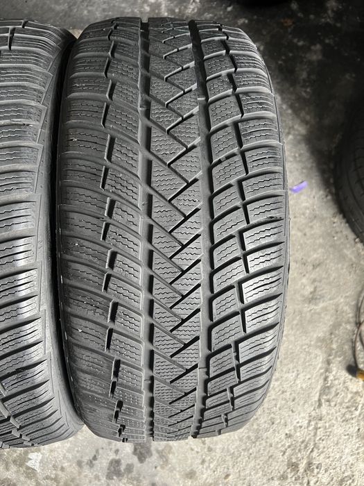 4 anvelope iarna 235/45/18 Vredestein DOT 2022 !