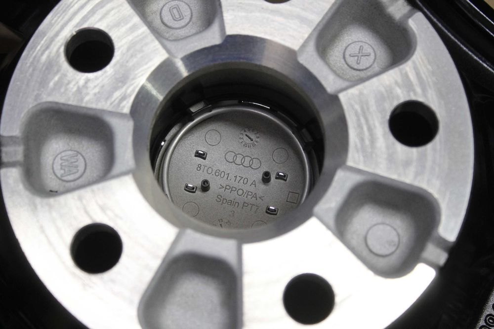 Нови оригинални джанти 19" Audi Q3, RS Q3