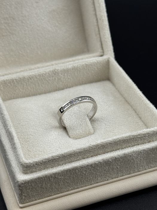 Кольцо с бриллиантами