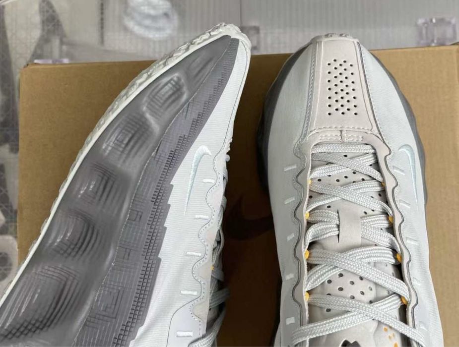 Нови мъжки маратонки Nike air max Ava Rover grey
