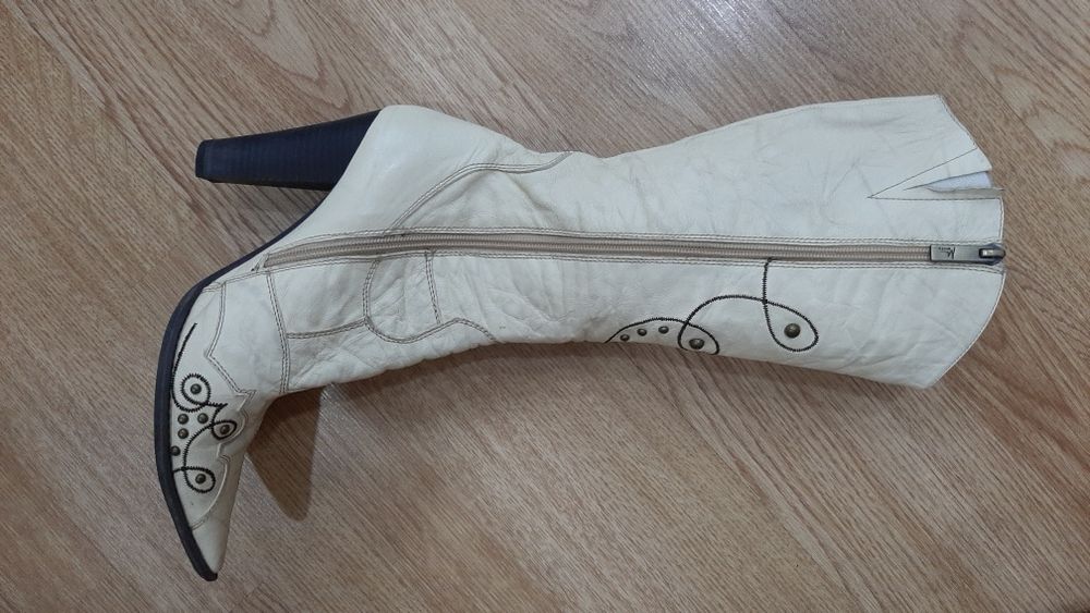 Новые сапоги осенние 39 размер