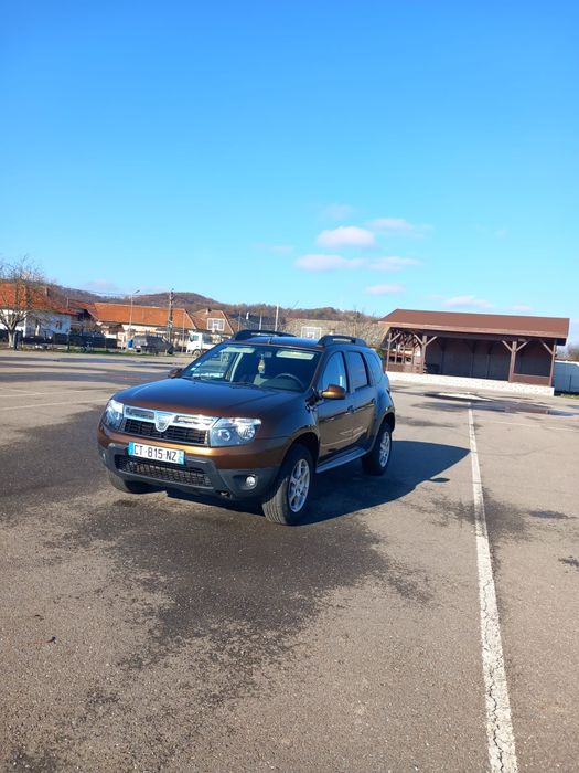 Vând Duster an 2013