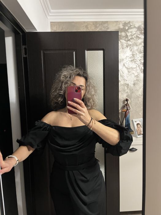 Rochie neagra , fara curea inclusa