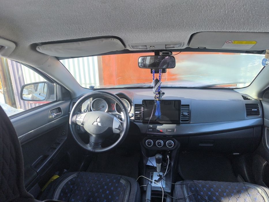 Продам Митсубиси лансер 10