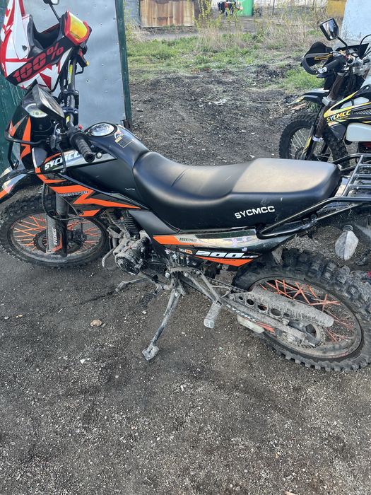 Продам мотоцикл эндуро