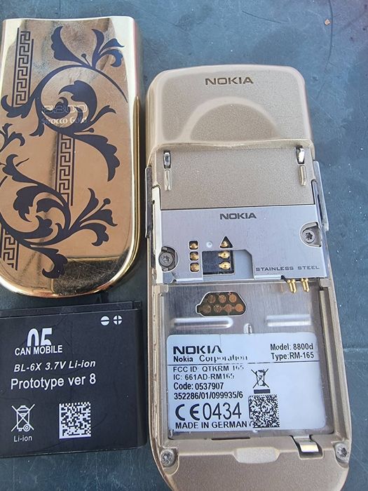 Nokia 8800 sirocco gold Versace