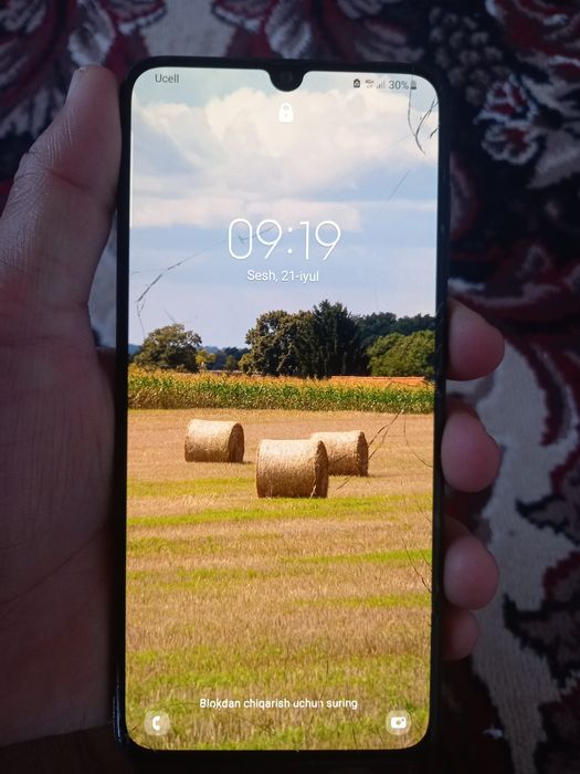 Samsung a70 xotirasi 128 2ta simda ishlaydi aybi taji singan narxi1. 2