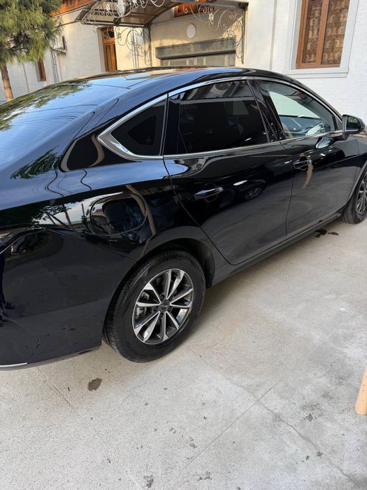 Byd  chazor  DM- i55