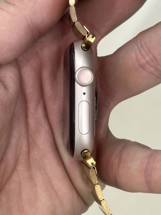 Apple watch 10 - 46 m