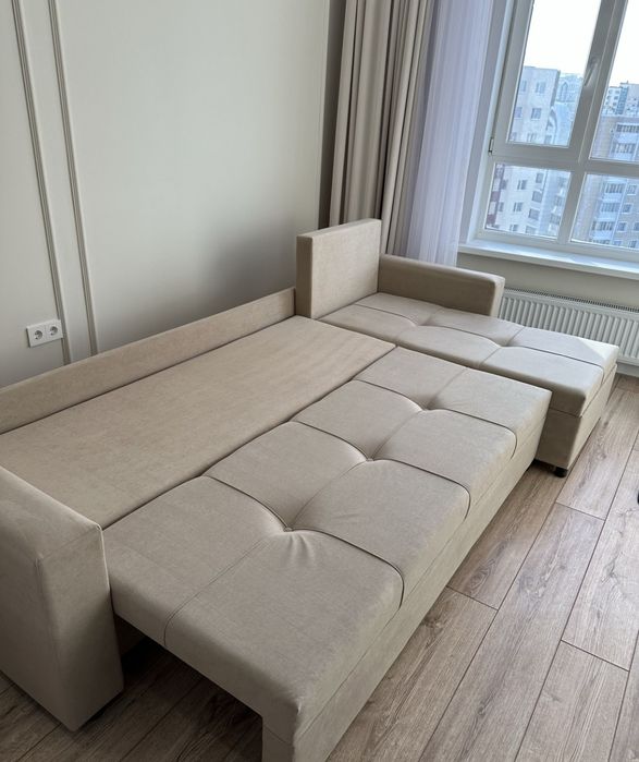 Продам диван угловой новый