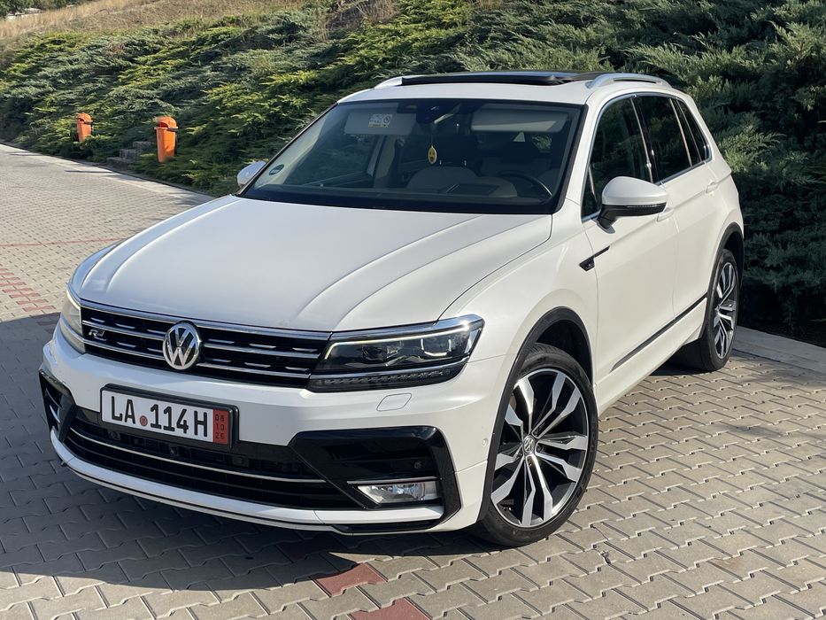 VW Tiguan R-Line