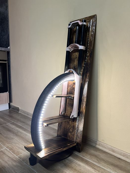 Bike Рафтове за стена