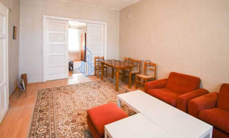 Дава се под наем Двустаен апартамент в София, Център - 70 кв.м за 430 € - Снимка #2