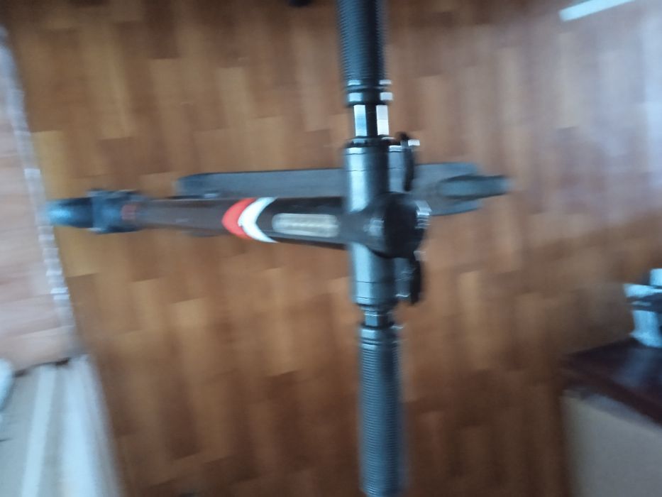 Продаю электросамокат