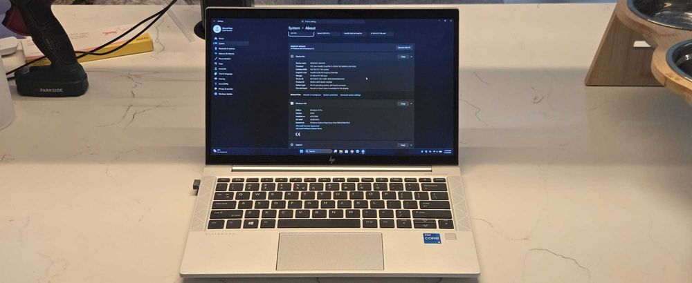 Laptop PC Calculator HP Elitebook 830 G8 intel i5 1145G7 16 GB RAM 512 GB SSD Windows 11 PRO cu licenta