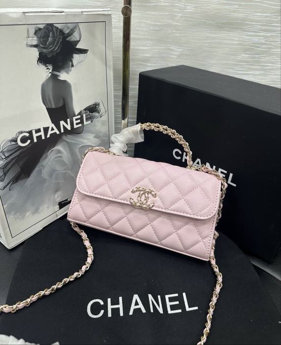 продается сумка срочно новая