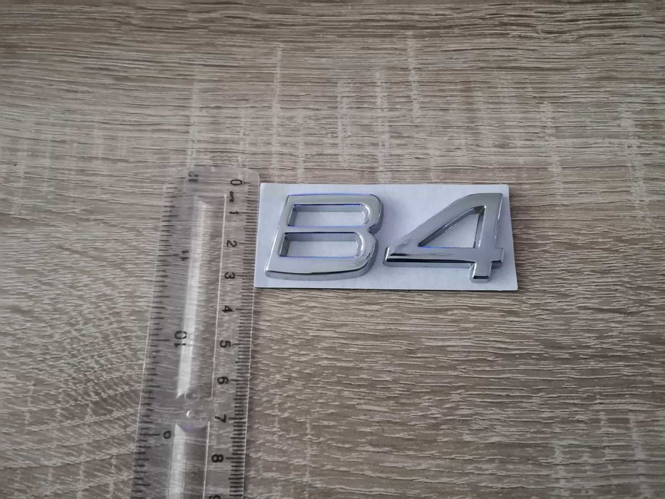 сребристи емблеми Волво Volvo B4