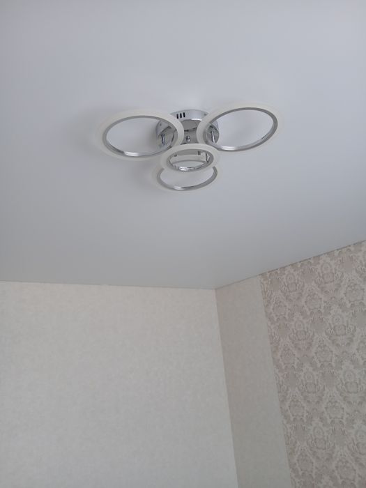 Люстра в отличном состоянии