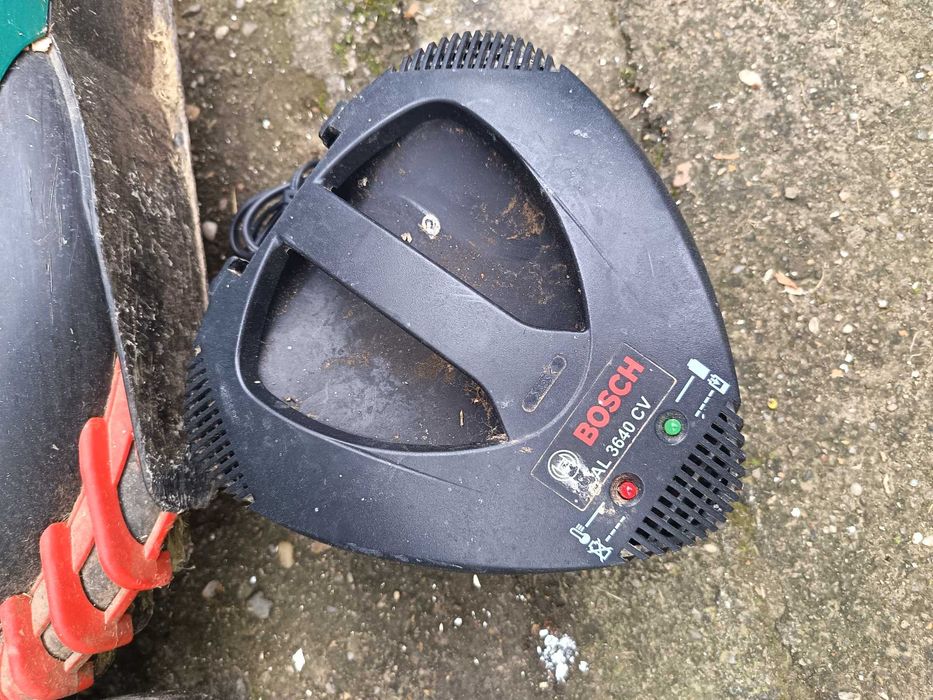 BOSCH Rotak 34 Li - Акумулаторна косачка за трева със зарядно