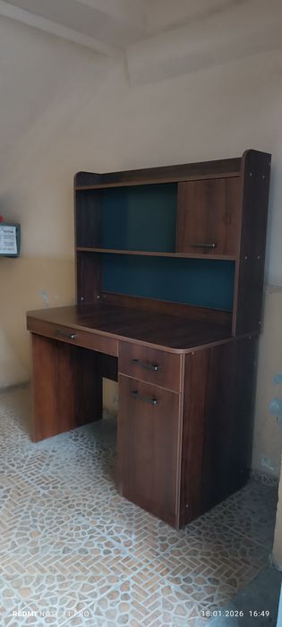 Parta, bolalar va ofis uchun parta
