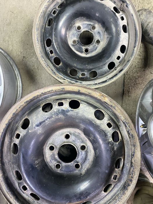 Диски на 15. 5/100. 4 шт в нал