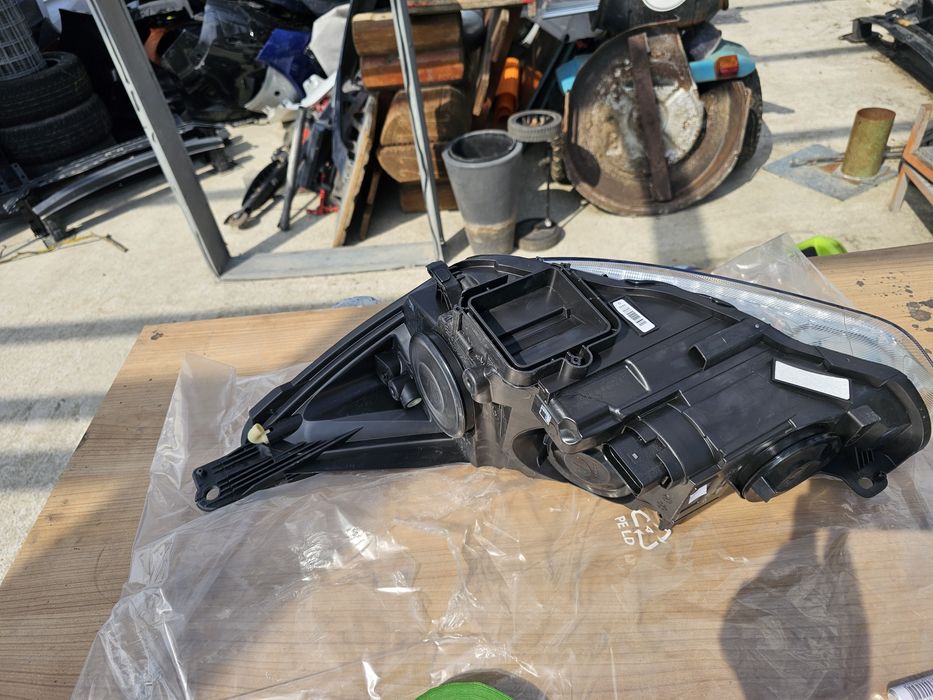 Far stanga Ford Focus MK3 F1EB-13W029-AEB