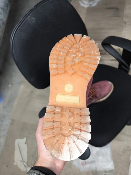 Timberland дамски боти номер 40.