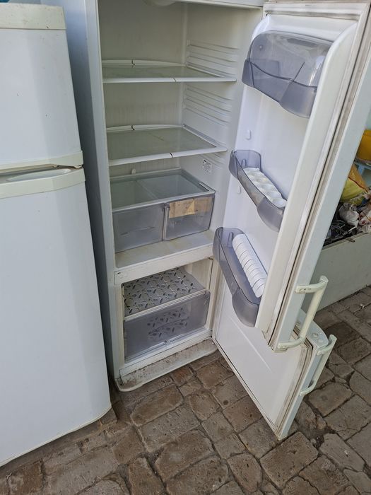 Холодильниклар сотилади