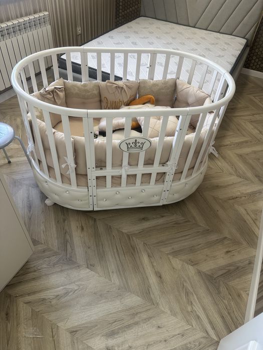 Продам детскую кроватку