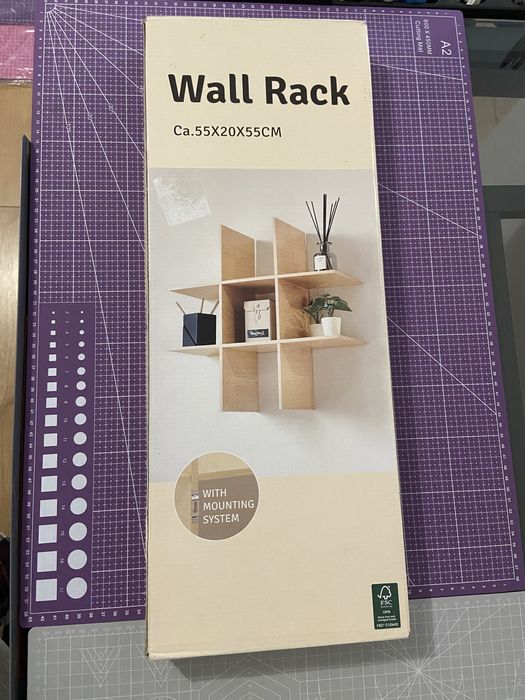 etajeră de perete (Wall Rack)