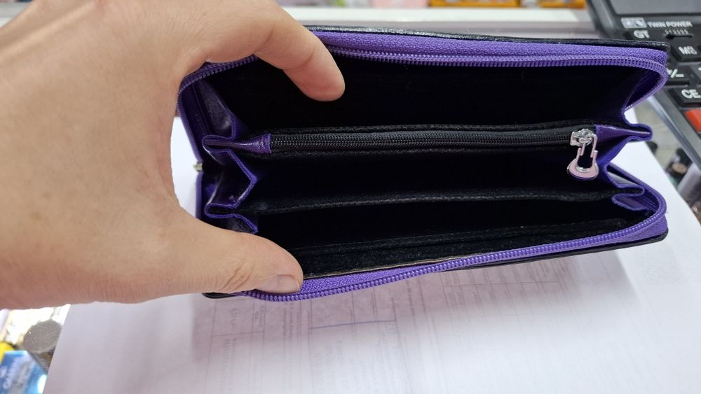 Кошелек кожанный