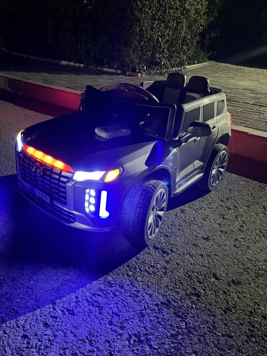 Продам детскую машину