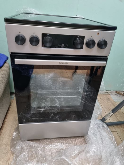 Продам плиту электрическую