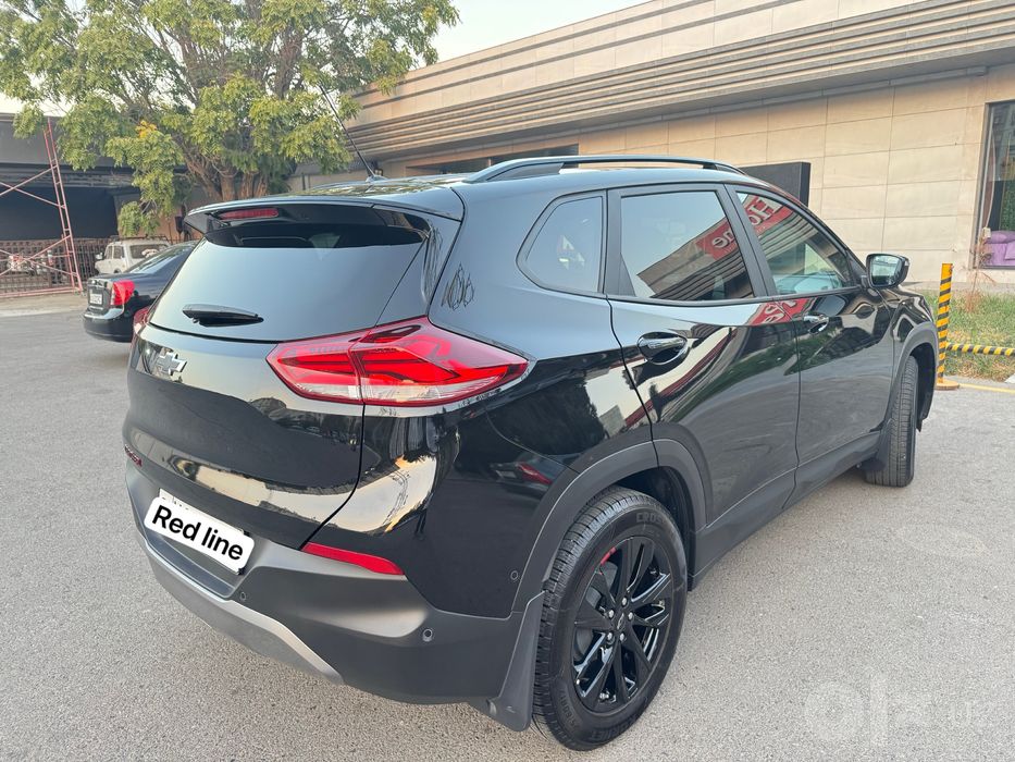 Chevrolet Tracker Red line sotuvda