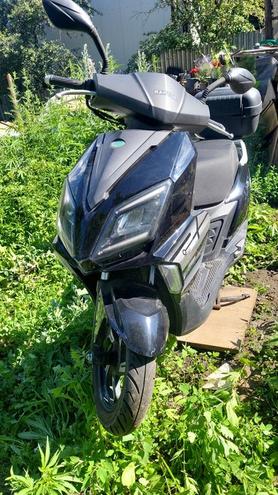 Продам мопед 150 кубов raptor