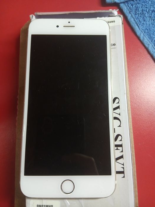 Продам iphone 5s 6plus на запчасти