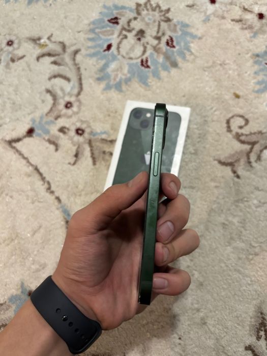 айфон 13.         .