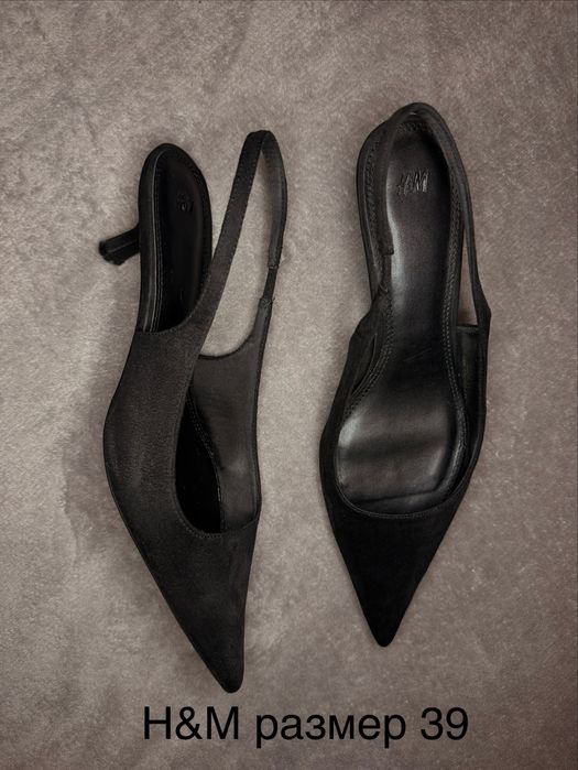 Обувки с нисък ток  H&M 10€
