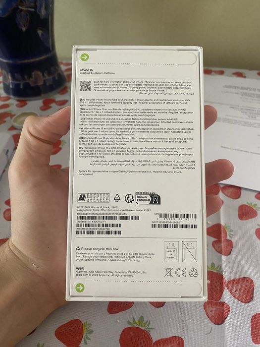 Iphone 16 , black , 128 GB