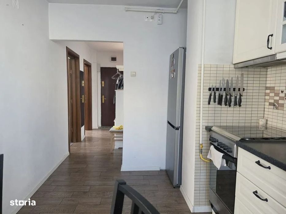 Vand apartament 3 camere in Astra zona complex Orizont 3000