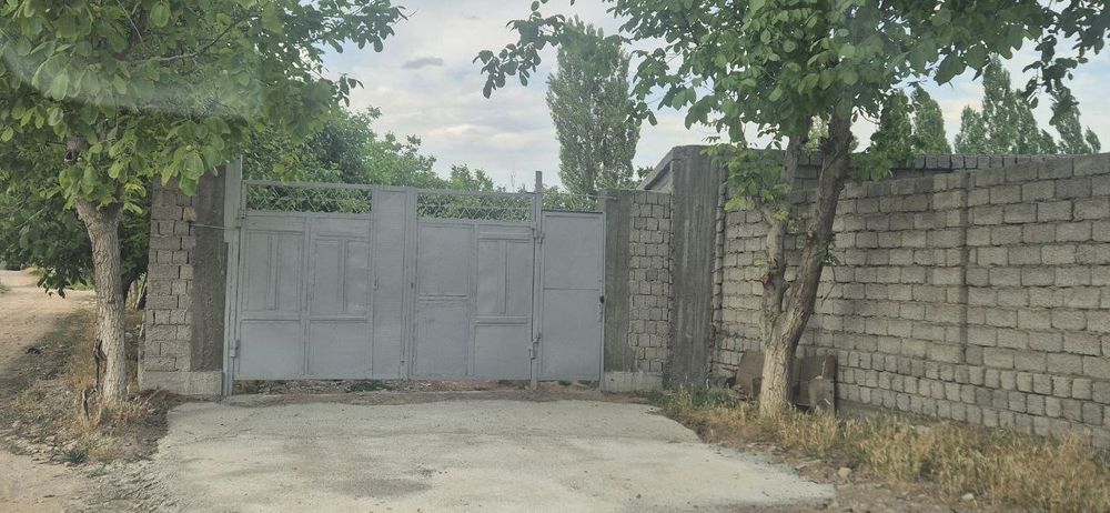 dacha qurishga joy sotiladi 6 sotix