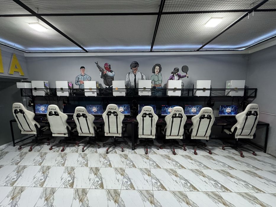 Компютер клуб сотилади