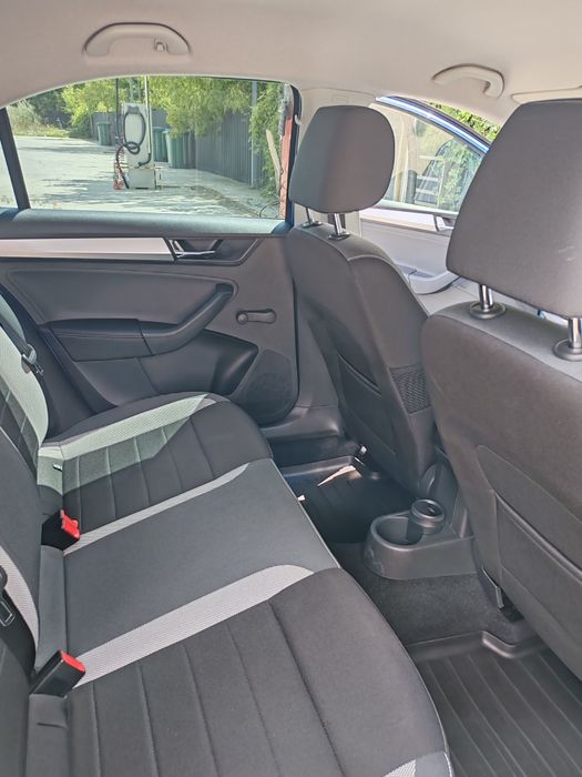 Skoda Rapid / Primul proprietar/ camere 360°
