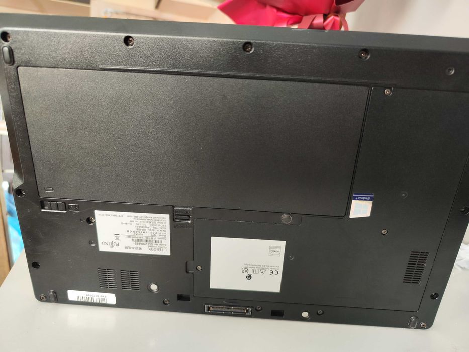 Laptop Fujitsu.