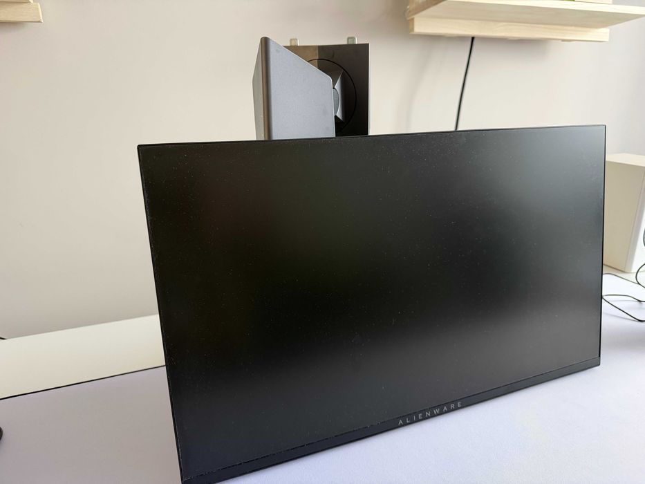 Gaming monitor ALIENWARE 25" 240hz