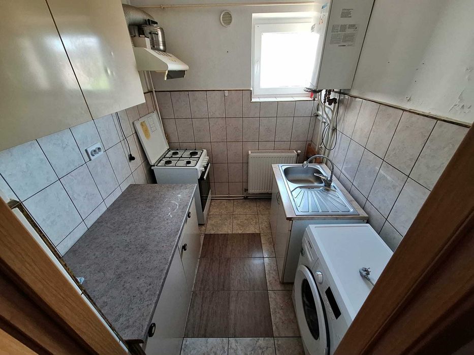 Apartament de închiriat, 40 m² în Olinsecu, etaj 3, liber din 1 iunie. Pentru detalii vă rog mesaj în privat.