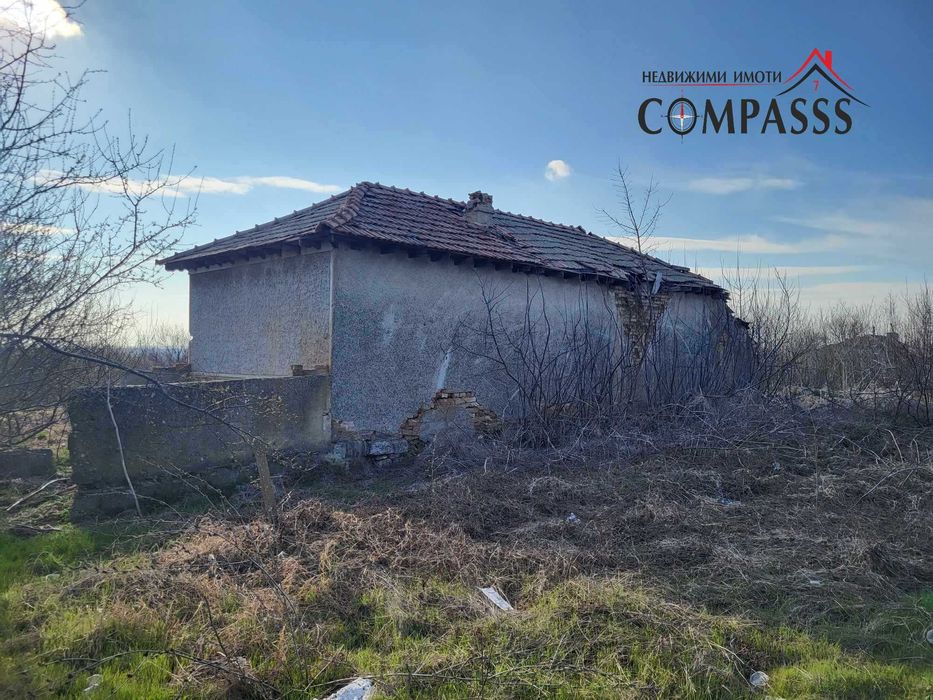 Продава се Къща в с. Лясково, Област Добрич - 70 кв.м за 72 €/кв.м - Снимка #2