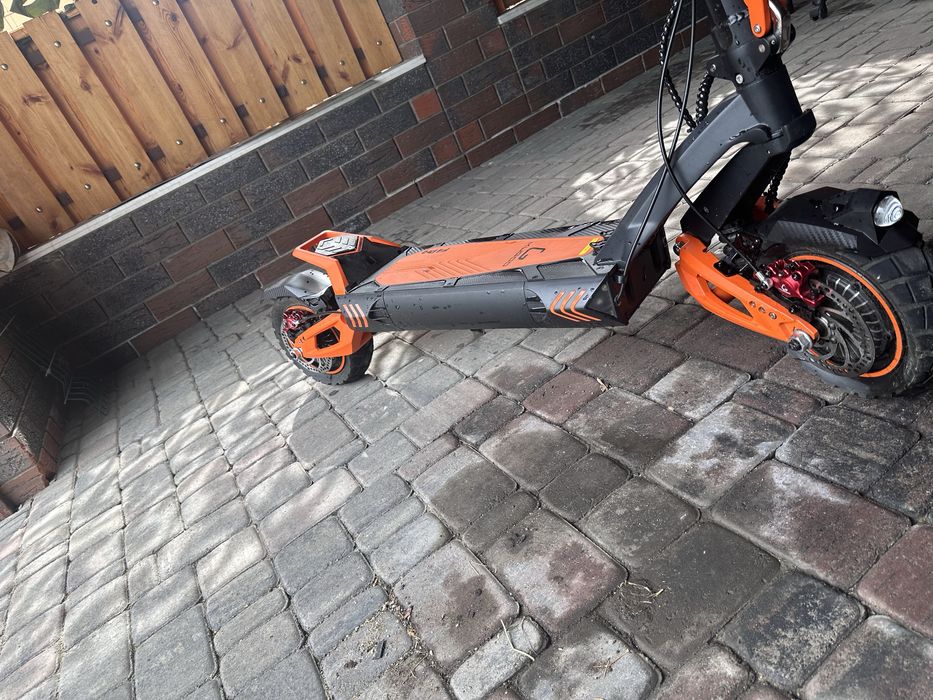 Kugoo f4 pro.