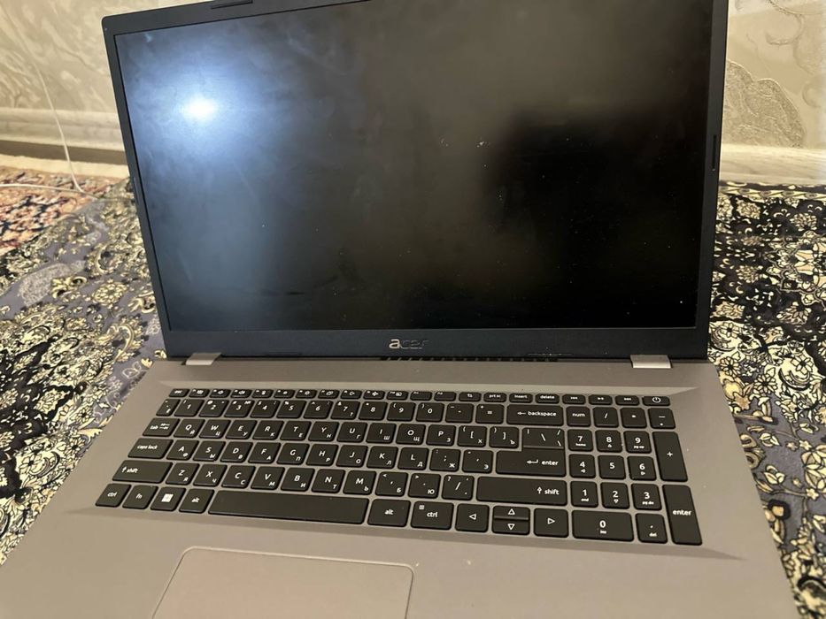 Aser aspire 5 17.3 (i5-1335u)