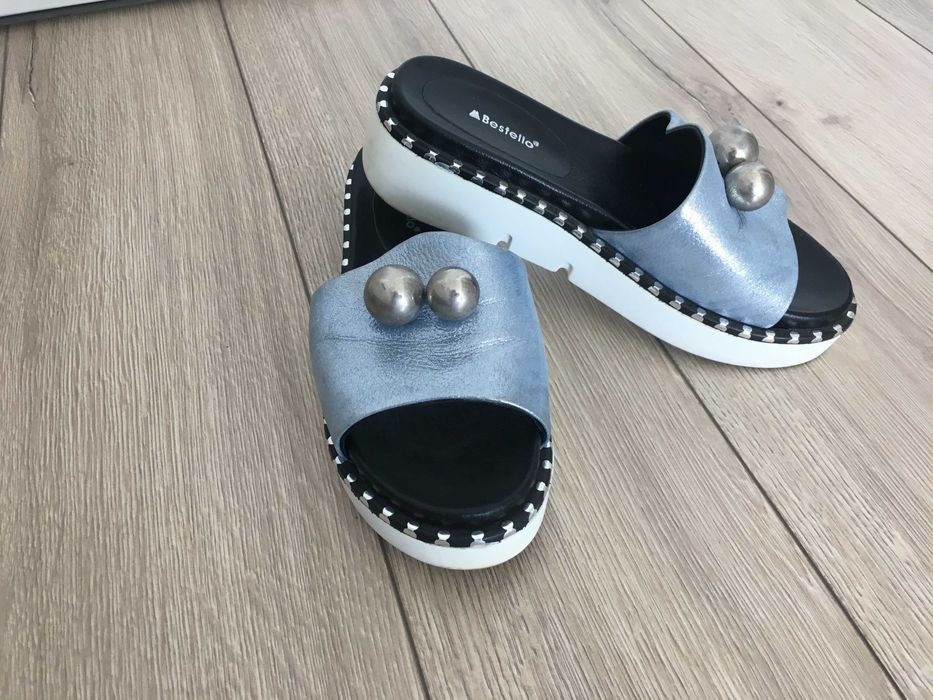 Дамски чехли от естествена кожа